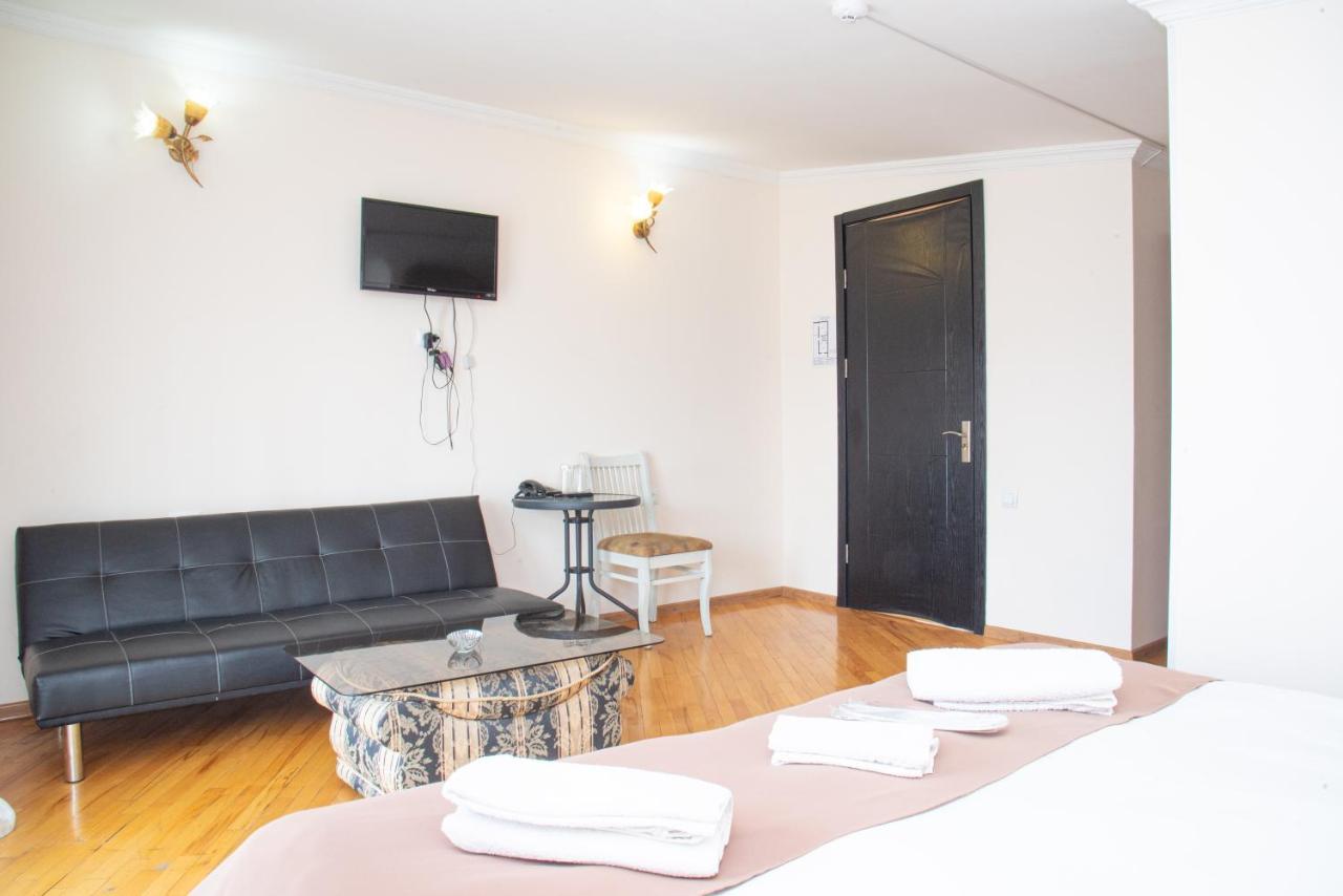 Stay Boutique Avlabari Tbilisi ภายนอก รูปภาพ